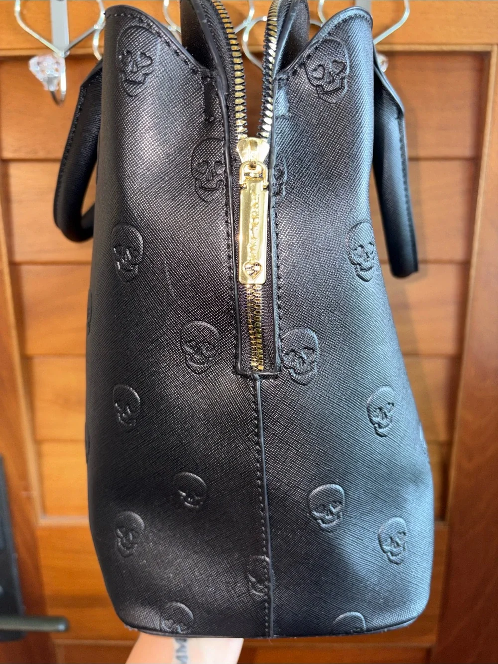 BETSEY JOHNSON SKULLICIOUS BLACK SATCHEL🖤 ☠️